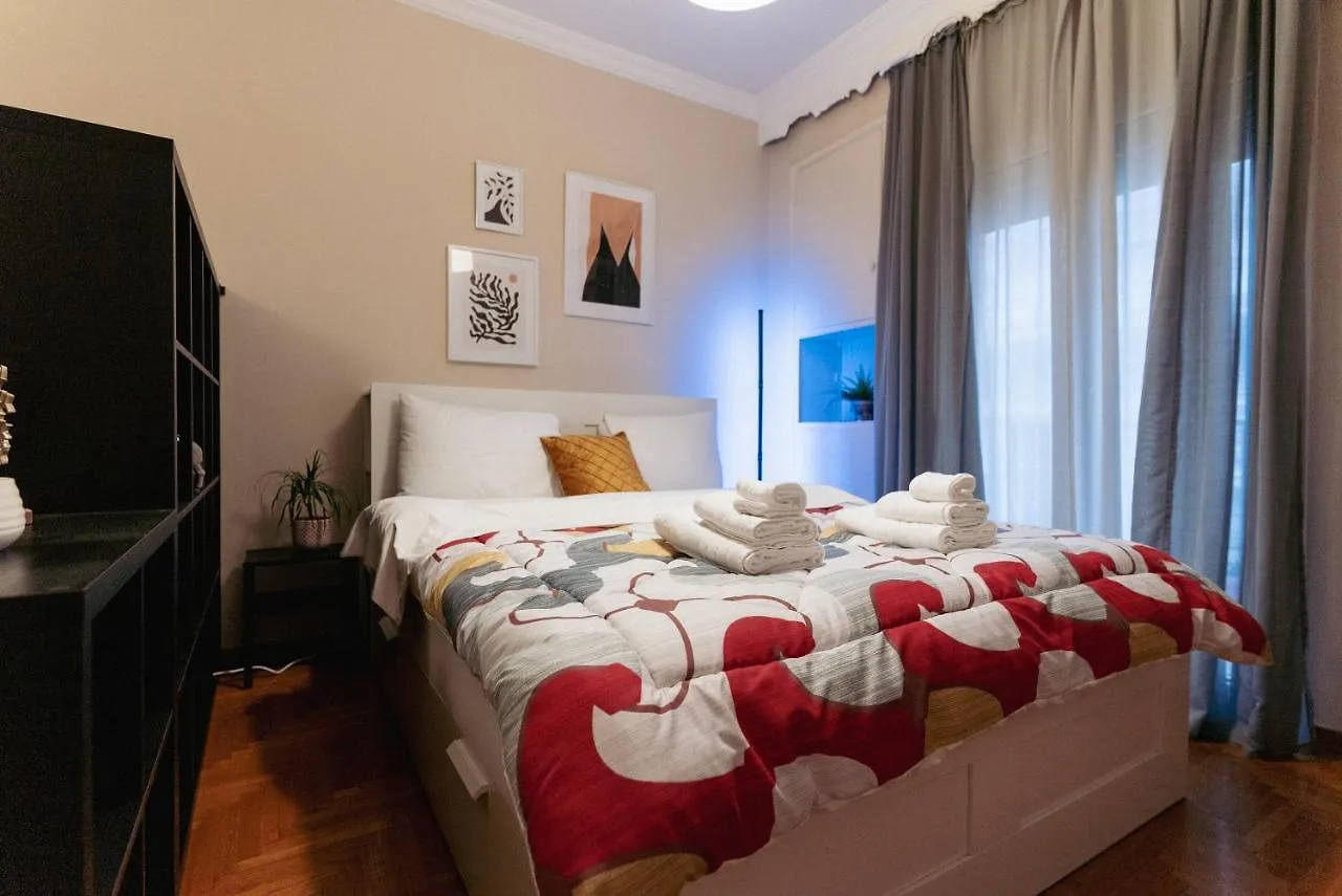 Charming 85Sqm Apartment With Panoramic City-Views 테살로니키 0*,  그리스