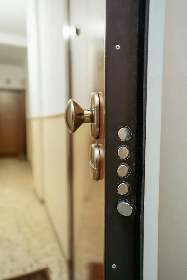 Charming 85Sqm Apartment With Panoramic City-Views 테살로니키